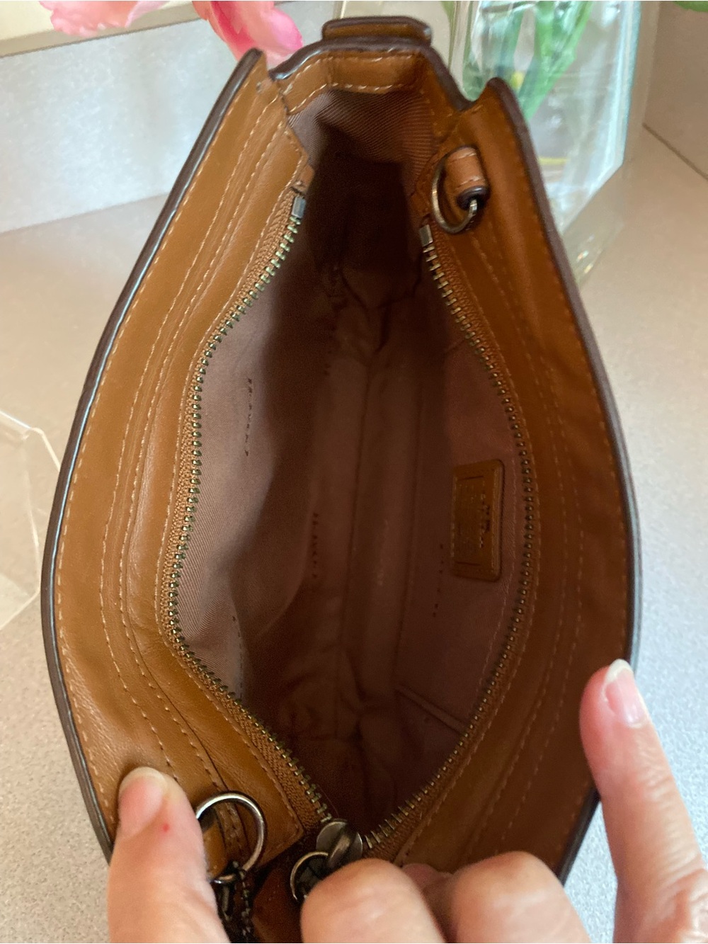 Coach Swagger Wristlet/Crossbody Bag - Picture 7 of 17